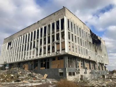 Так наразі виглядає Херсонська обасна універсальна наукова бібліотека ім. Олеся Гончара Фото 4
